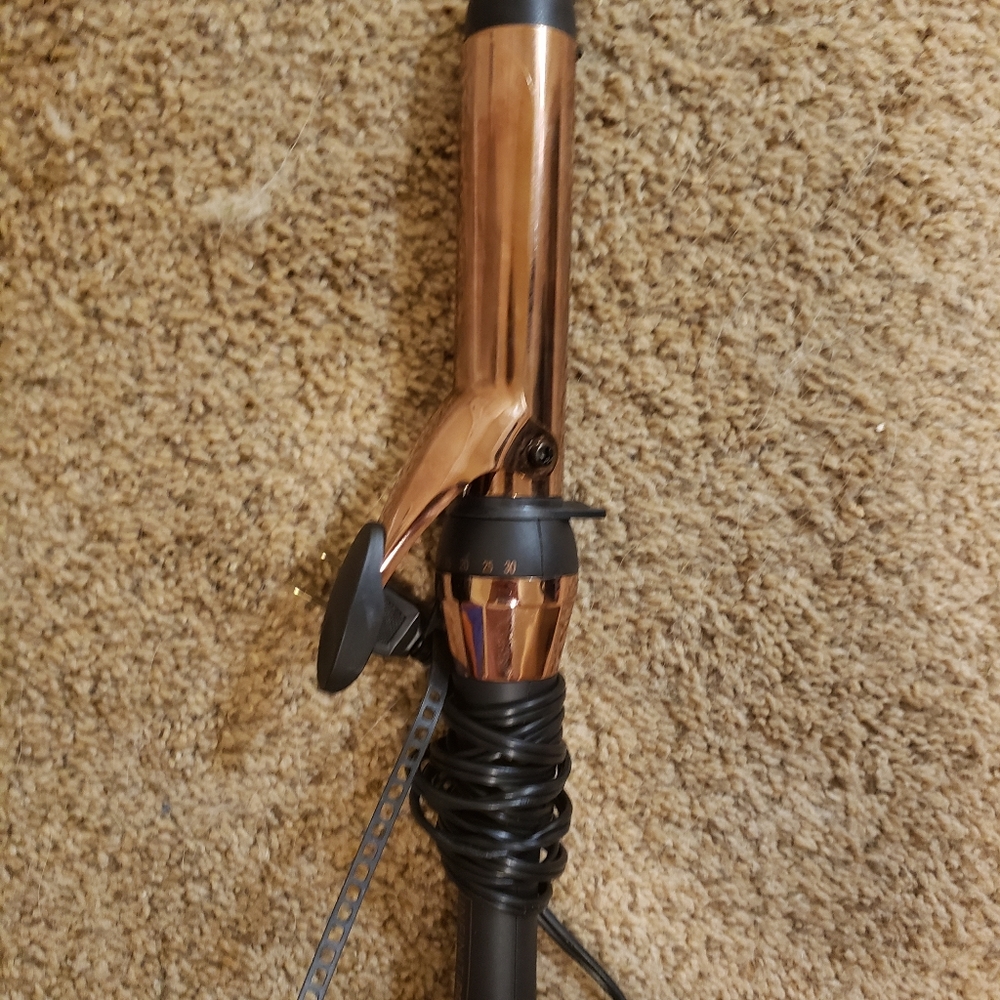 🎀4 for $15🎀 Conair curling iron